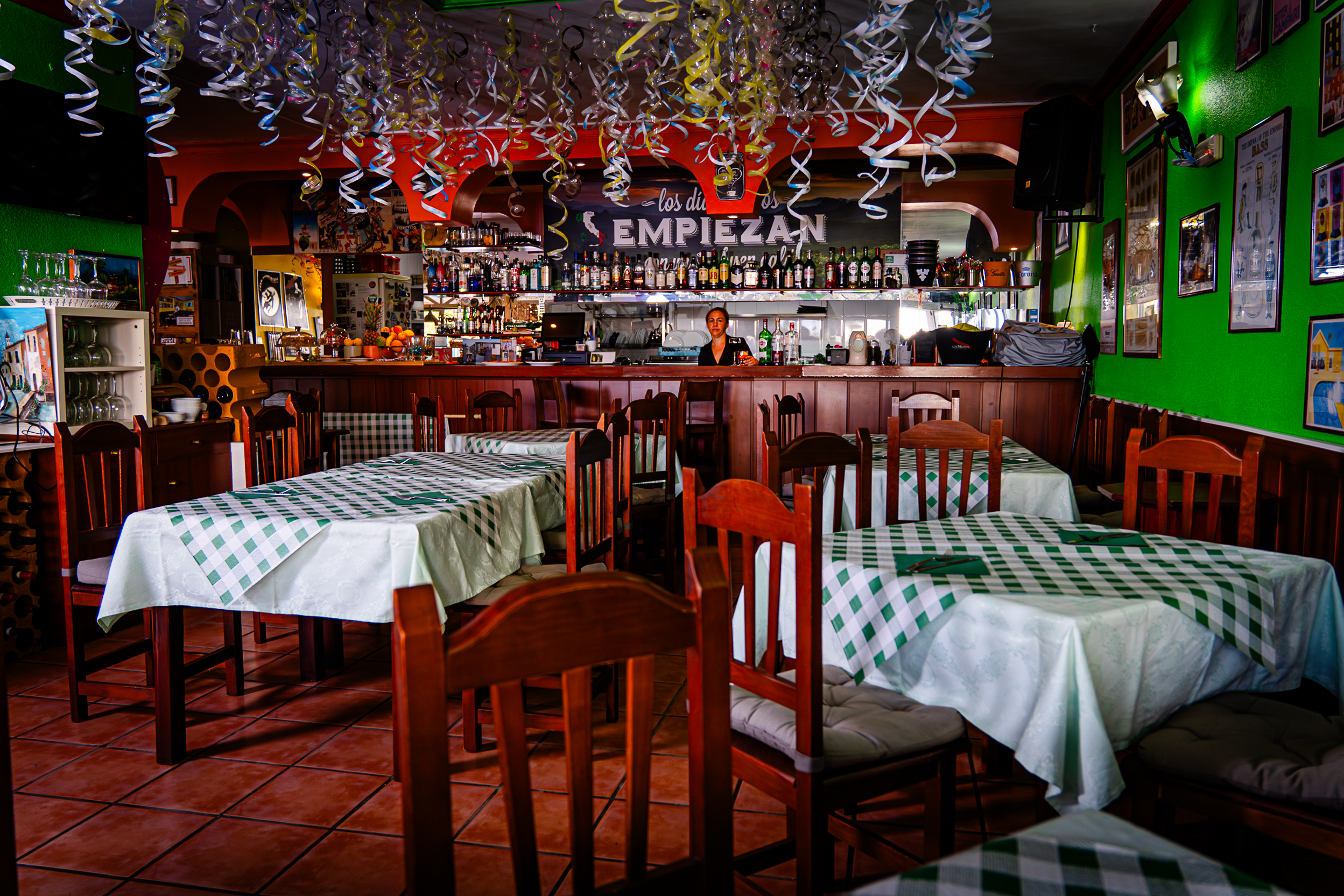 Salón del restaurante Los Italianos en Torremolinos